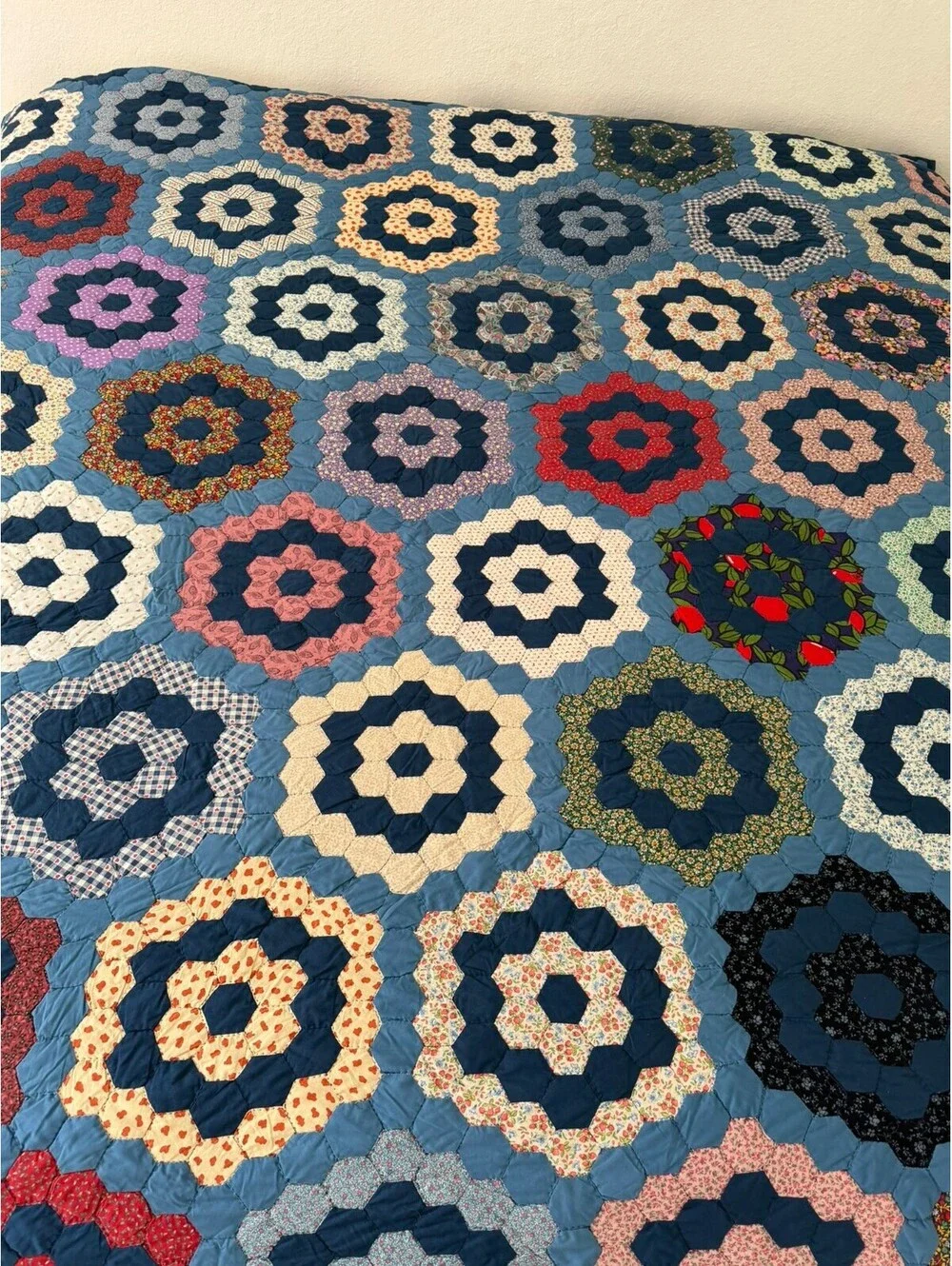 Vintage Grandmother’s Flower Garden Quilt Hand Pieced Hand Quilted 102” King